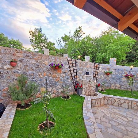Rijeka Crnojevića Sunny Side Apartments מראה חיצוני תמונה