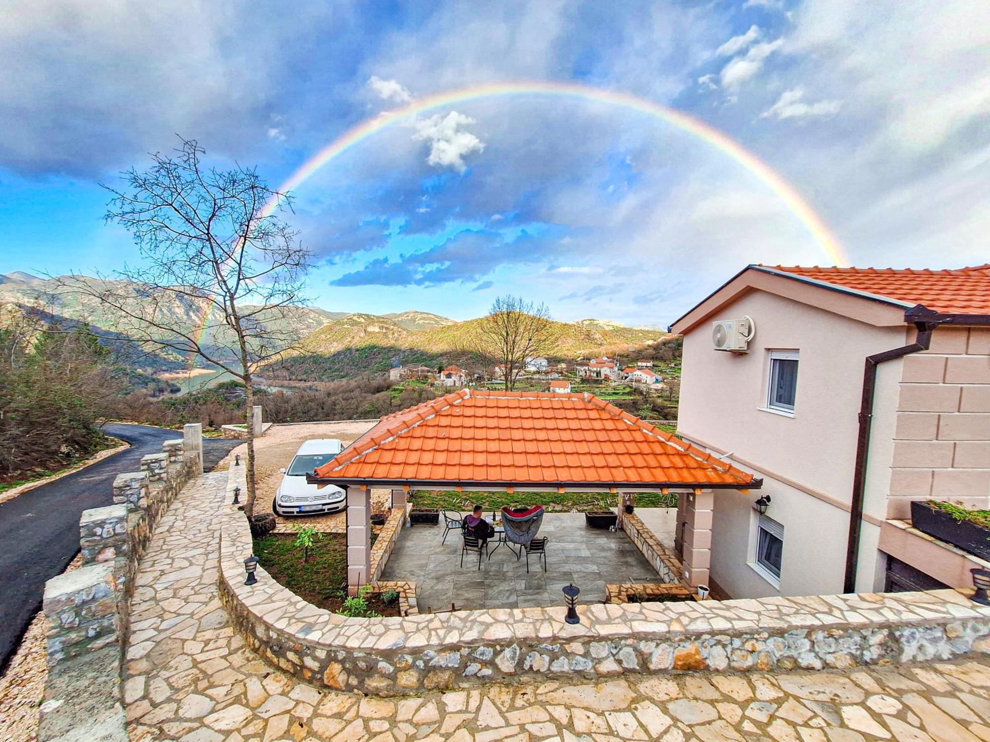 Rijeka Crnojevića Sunny Side Apartments מראה חיצוני תמונה