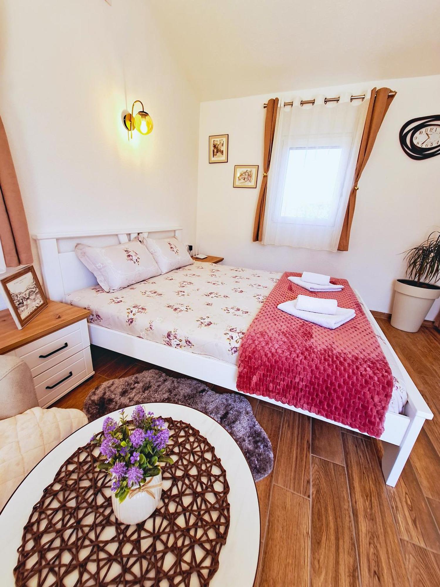 Rijeka Crnojevića Sunny Side Apartments מראה חיצוני תמונה
